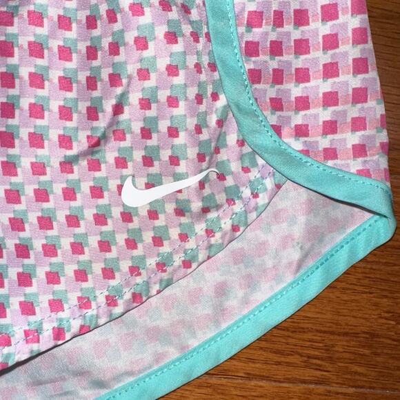 Nike Toddler Girl Pink Blue Pattern Dri-Fit Athletic Shorts Size 2T - Picture 5 of 13
